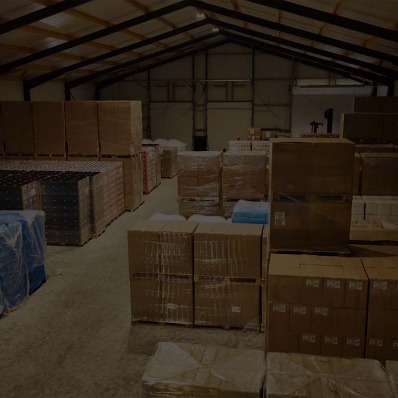 Car-Rental-Image-01 entrepot-colis-carton-stockage